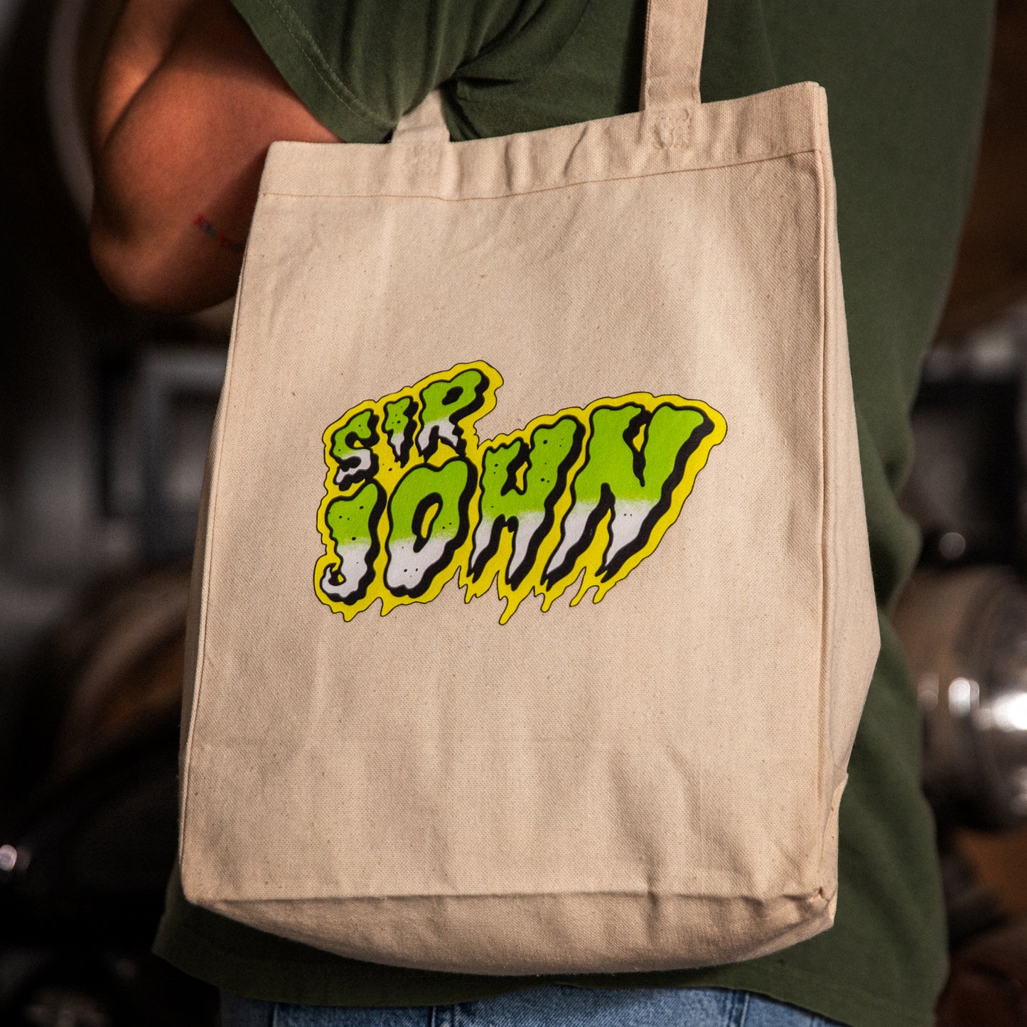 Tote bag